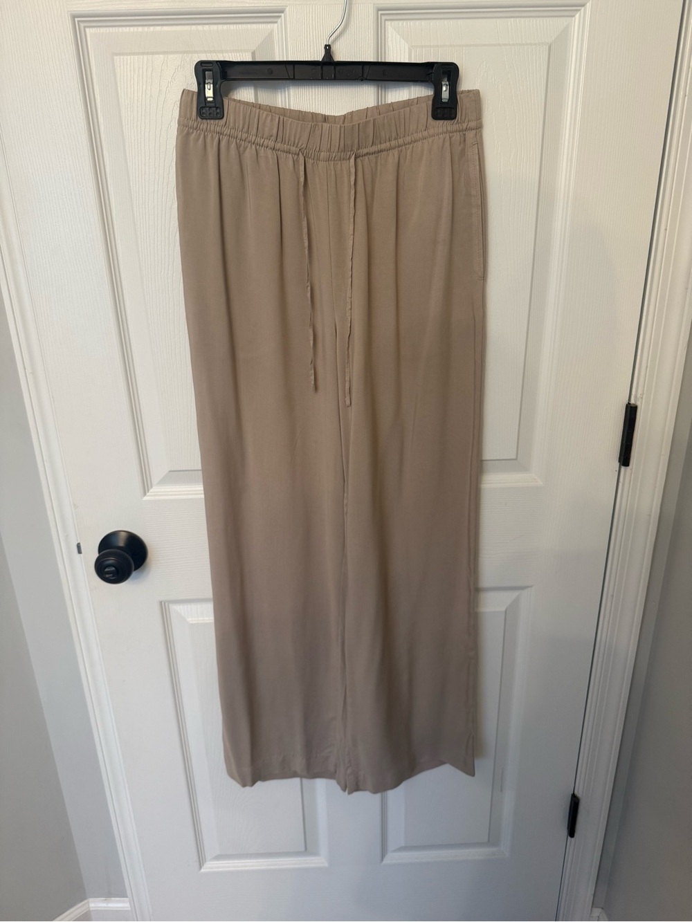 H&M Wide-Leg Drawstring Pants - Picture 3 of 8